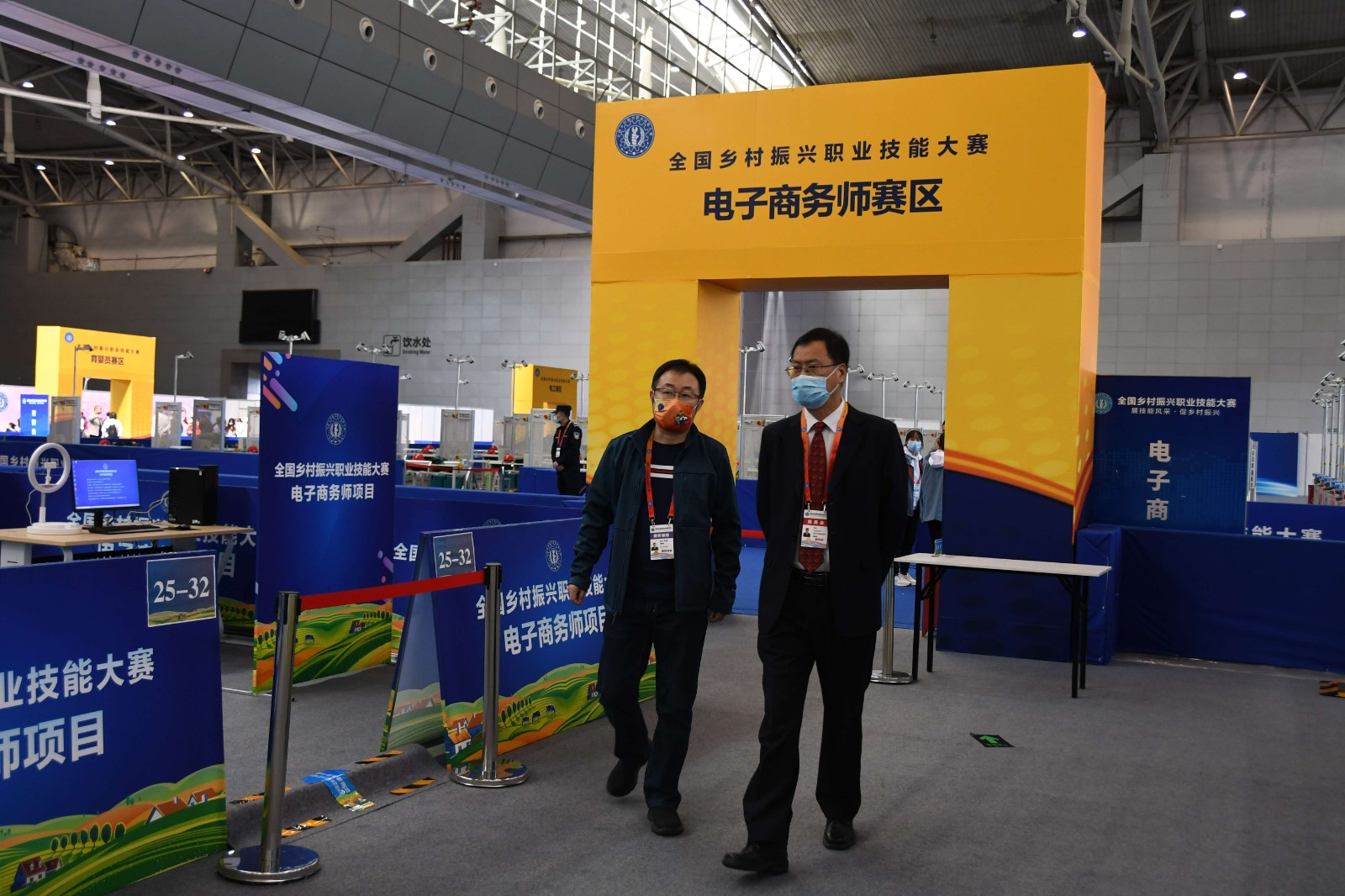 4、人社部職業能力建設司副司長劉新昌_gaitubao_.jpg